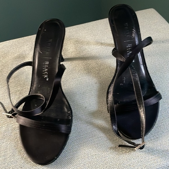 White House Black Market Black  Heels rhinestone buckle and straps 8.5 B - Picture 2 of 9